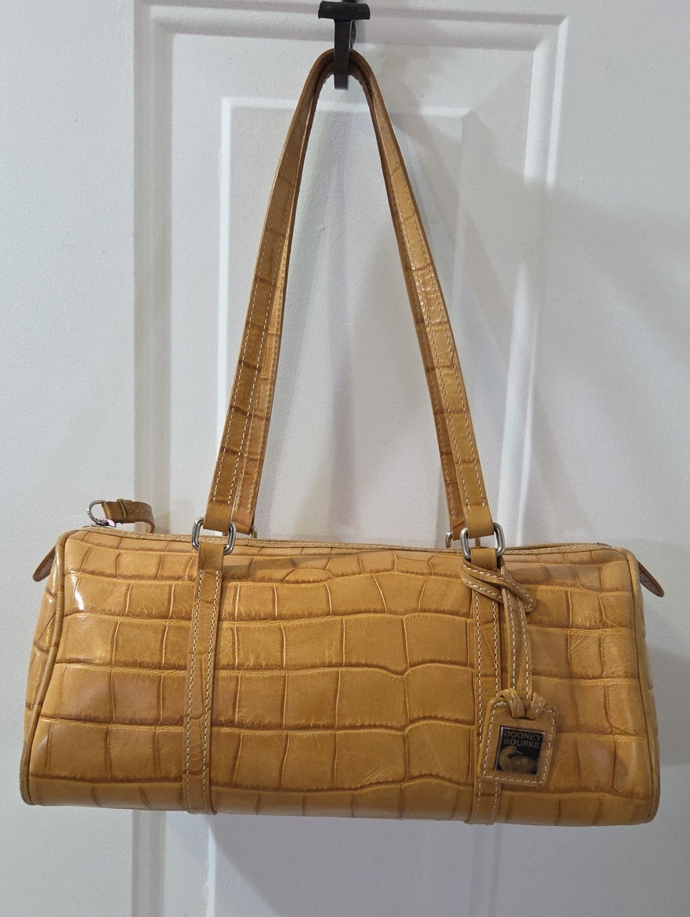 Vintage Rare Tan Dooney & Bourke Tan Croc-Embossed Barrel Bag